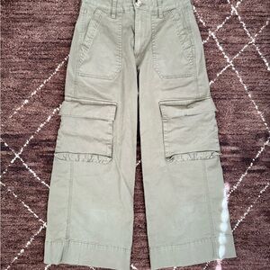 DKNY Jeans Cropped Green Cargo Pants 2/26